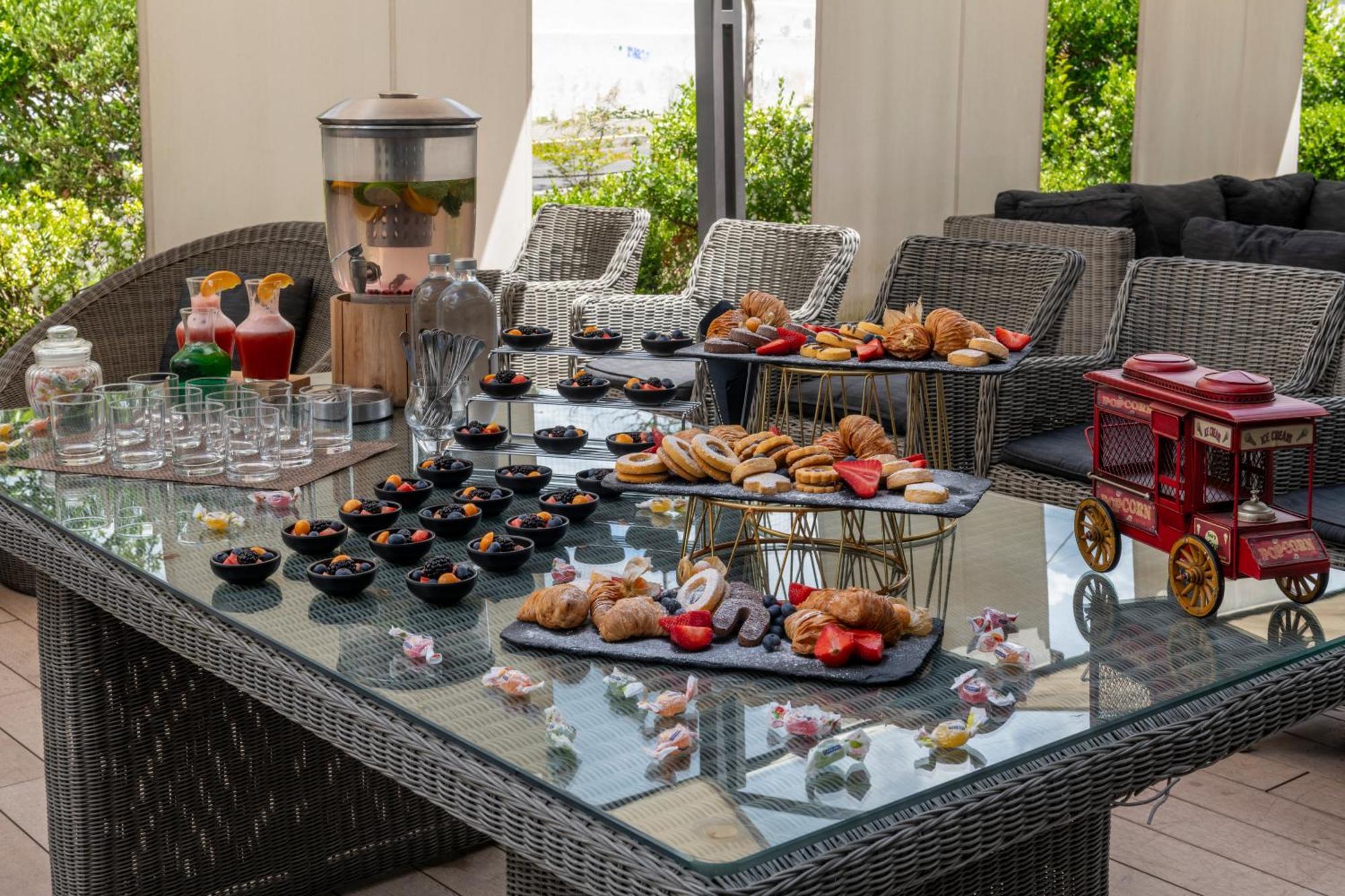 H10 Roma Citta Hotel Ngoại thất bức ảnh